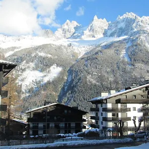 Le Pied Du Brevent - Walk To Lift, Getaway Apartment